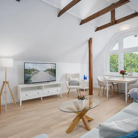 Kur18 Baltic Deck * 티멘도르프스트랜드